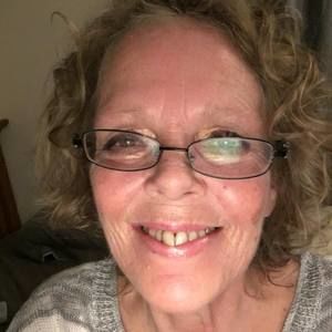 Meet your Posher, Laurie